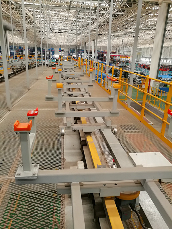 Ground friction conveyor line
